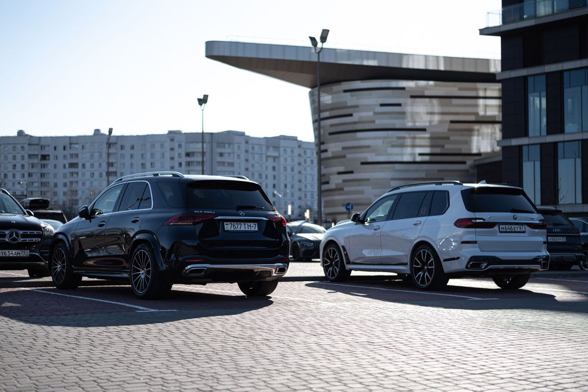 New BMW X5 Unveiled with Electric Option and 612hp