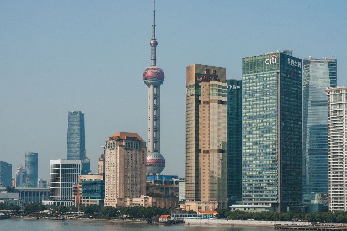 China's Economic Growth Falls Sharply, Missing Target
