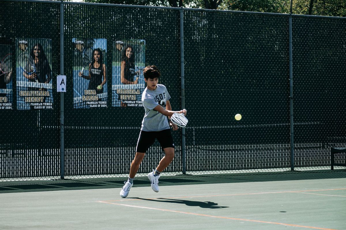 Wimbledon 2026: Kostyuk Secures Early Break Against Paolini