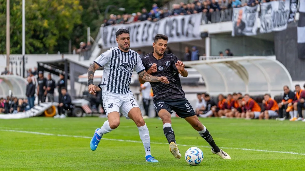 PSG Confirms Eli Kroupi Pursuit, Impacting Barcelona Plans
