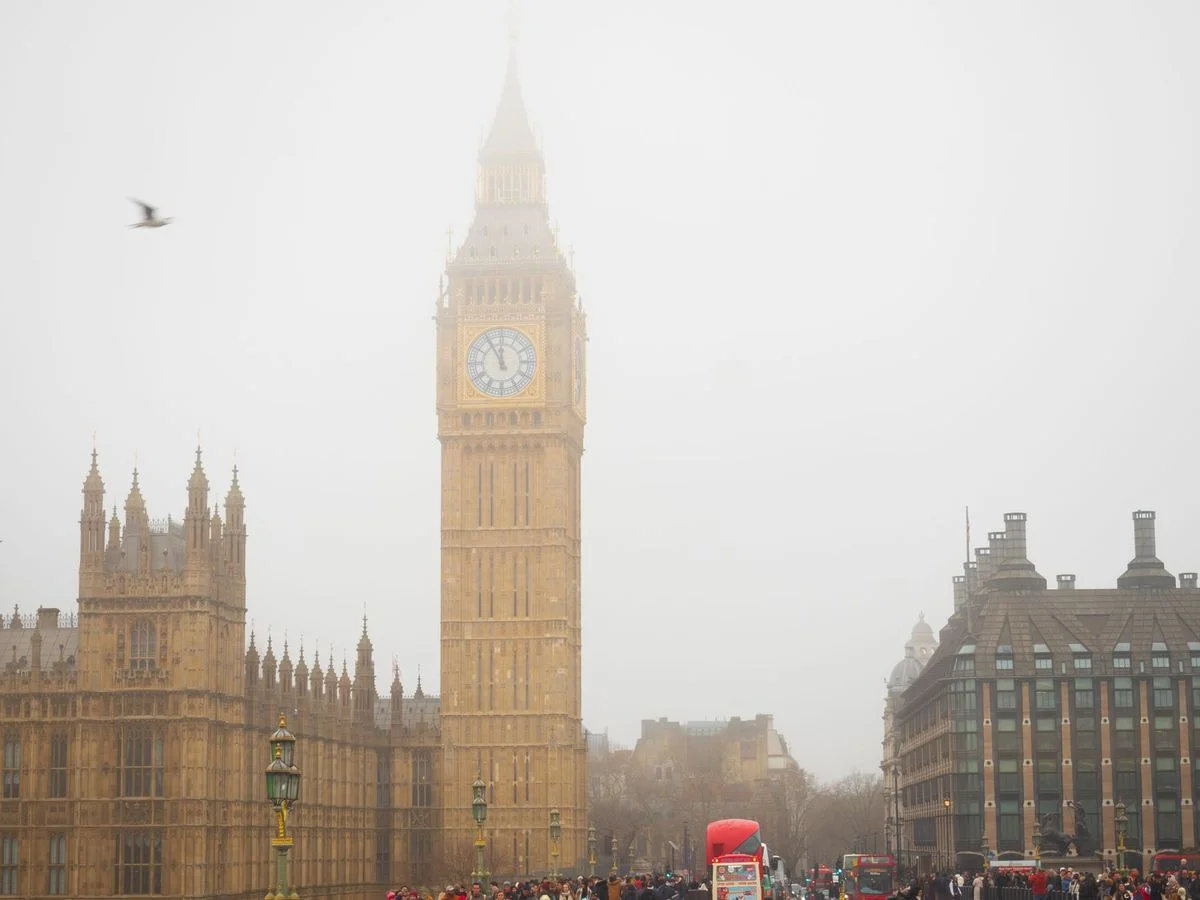 London Weather: Cloudy Skies and Showers Expected